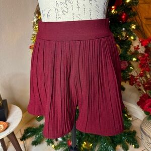 Zara Women's Pleated Deep Red & Black High Waist Shorts Size XS